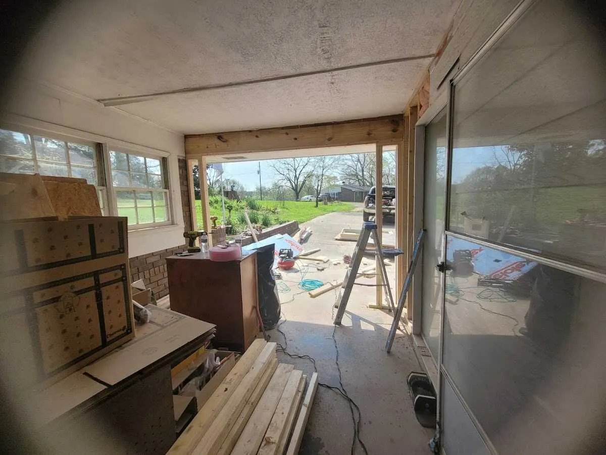 Air movers and dehumidifier for Drying & Dehumidification in Buckingham